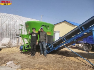 阿魯旗巴拉奇如德蘇木畢和嘎查兩臺六立方立機(jī) 